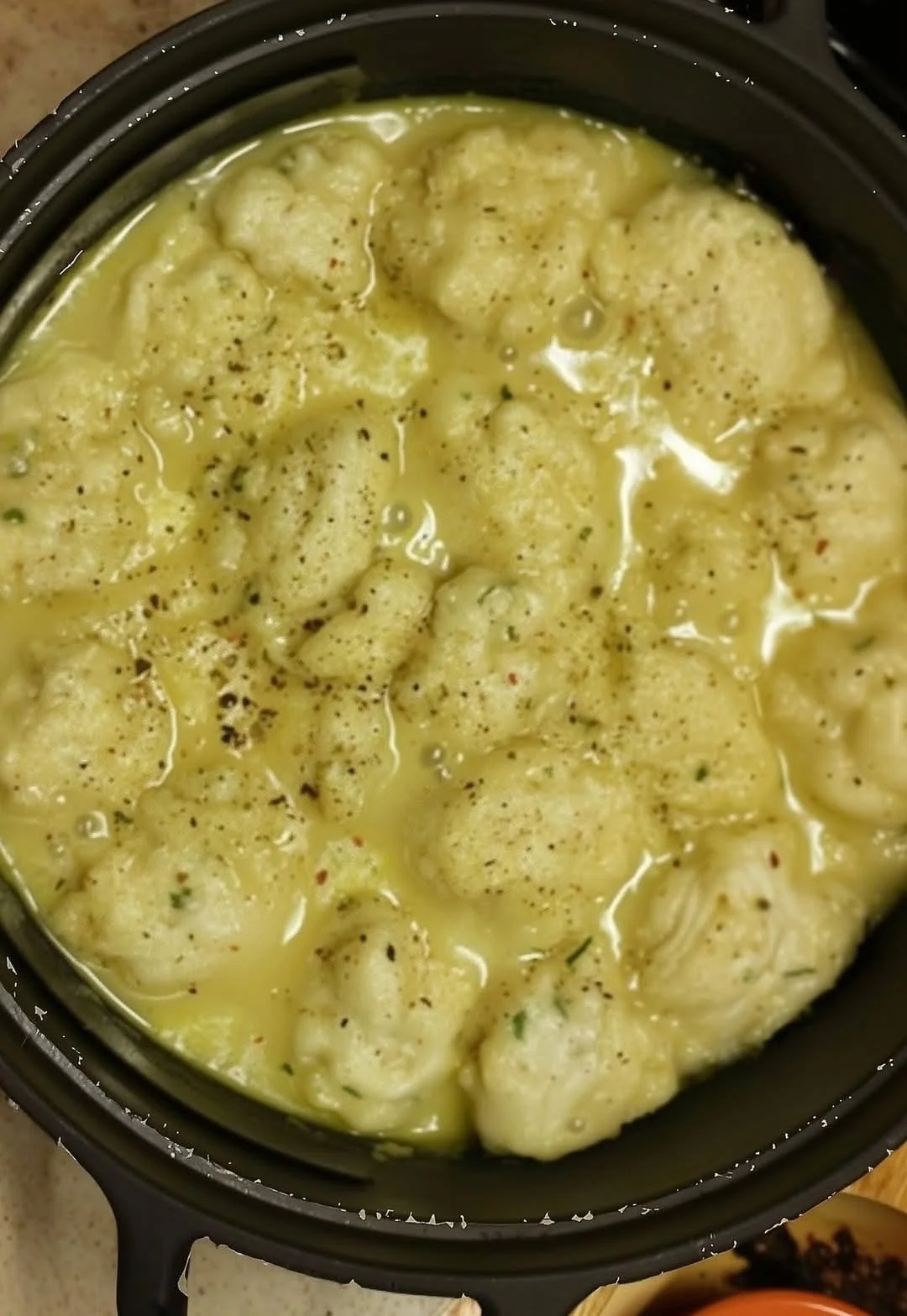 Creamy Cheesy Cauliflower Soup: Low-Carb Comfort in a Bowl